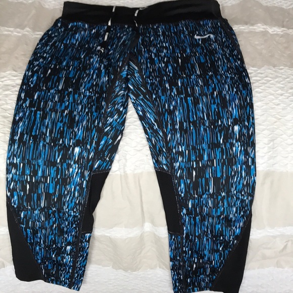 Nike cropped blue black and white leggings - Picture 1 of 5